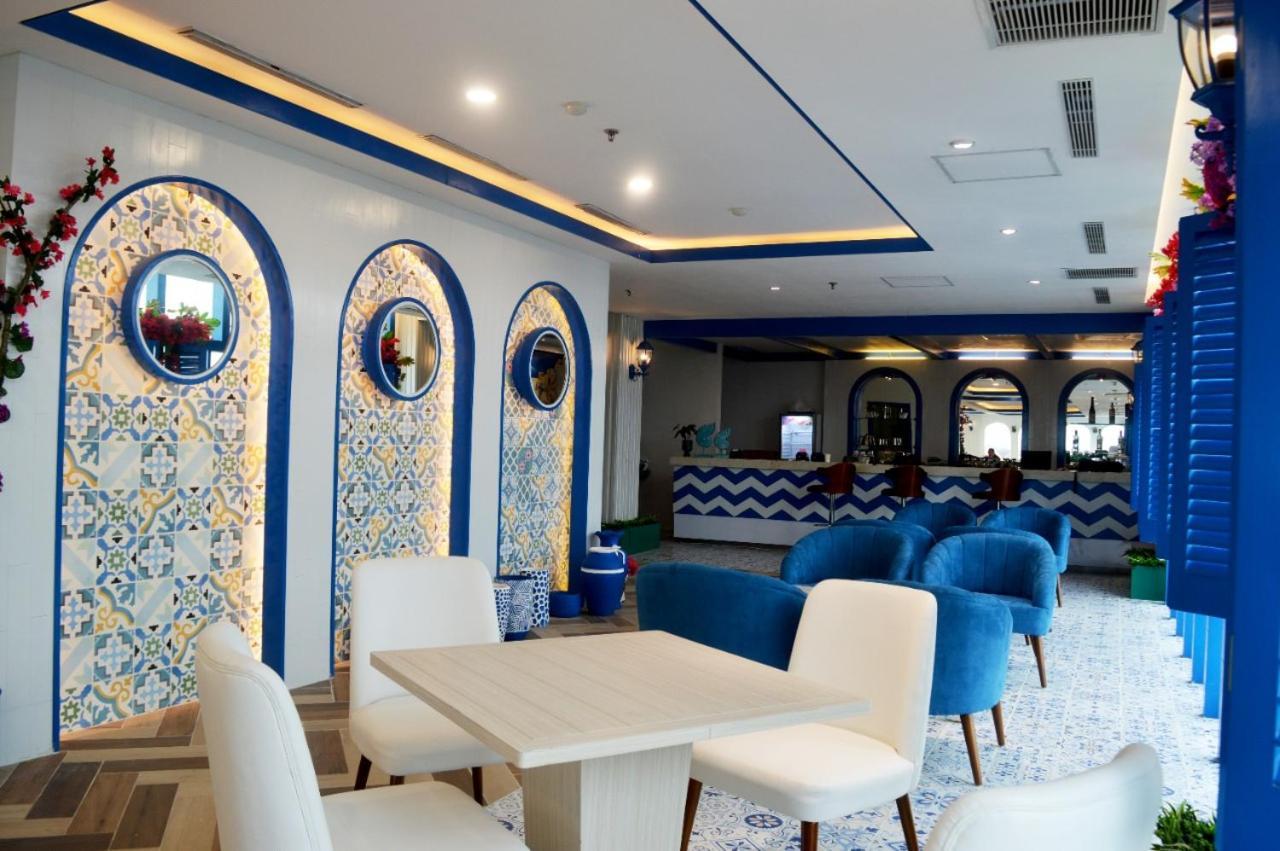 Cavinton Hotel Malioboro Yogyakarta By Tritama Hospitality Extérieur photo